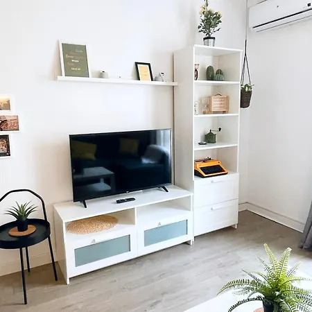 Centrico Apartamento Con Parking Disponible By Bebalmy Malaga