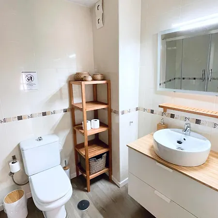 Centrico Apartamento Con Parking Disponible By Bebalmy Málaga